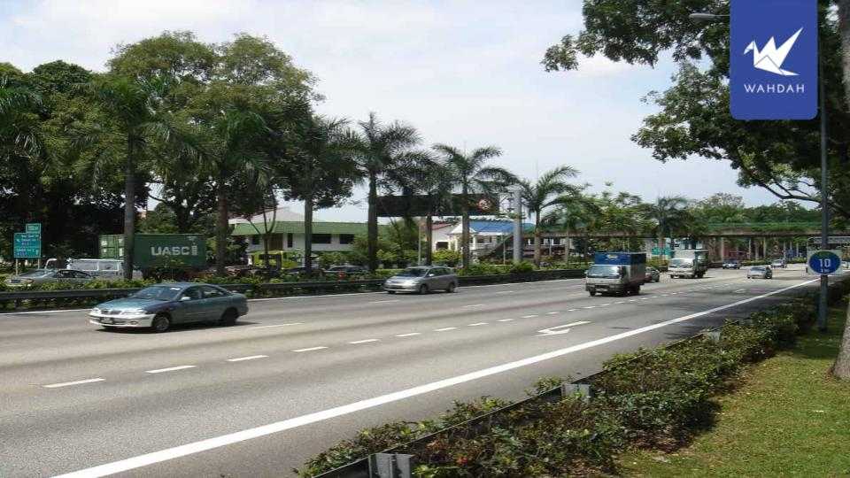 Can Tourists Drive in Singapore? Licence Rules Explained